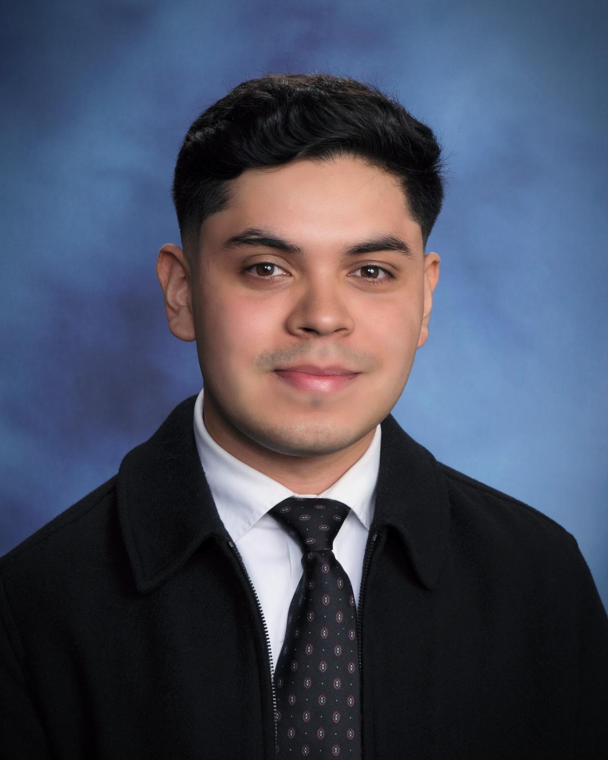CFT Class of 2028 Student Jonathan Luna