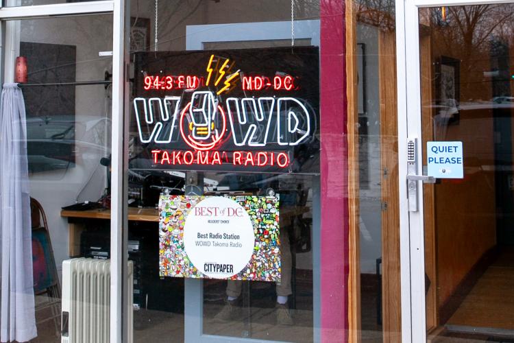 Outside of WOWD community radio station looking into DJ booth