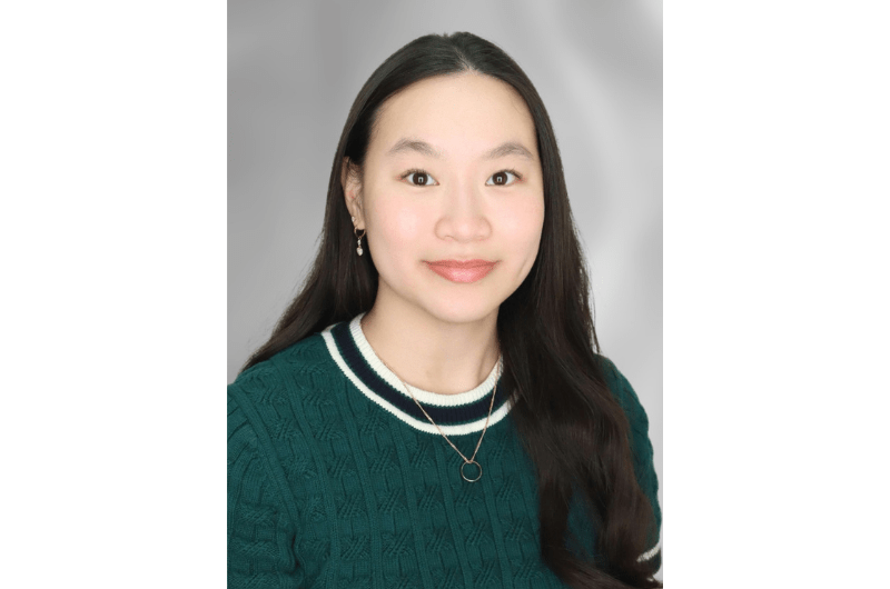 Professional photo of Mandy Vo