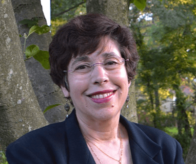 Portrait of Lori Simon-Rusinowitz